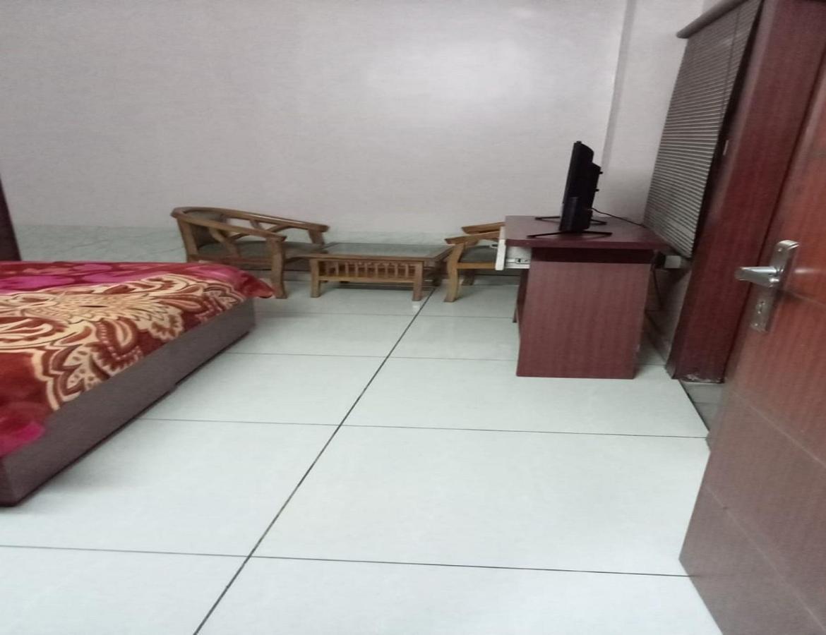 Hotel Kings, Rohtak Bagian luar foto